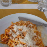 Via Michaeli 6 Comida