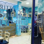 Fish Empire Extérieur