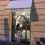 Neve Di Latte outside