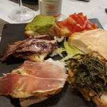 Dar Bruttone Nourriture