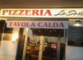 Pizzeria La Sosta outside