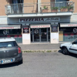 Pizzeria La Sosta outside