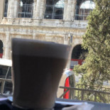 Oppio Caffè Extérieur