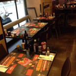T-bone Station Dentro
