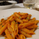 Alla Lanterna Almari Nourriture