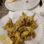 Alla Lanterna Almari Nourriture