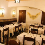 Alla Lanterna Almari À l'intérieur