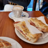 Neapolis Caffè Nourriture