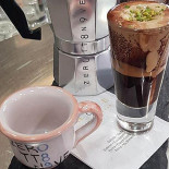 Zer0ttonove Café Et Caffé drink