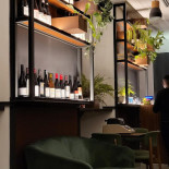 Jacopa À l'intérieur
