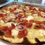 Pizza House food