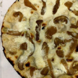 Pizza House food