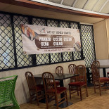 Saien À l'intérieur