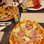 Pizzeria Unterrain Nourriture