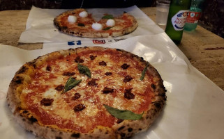 Pulecenella Pizzeria food