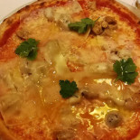 Taverna Del Pittore food