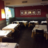 Taverna Del Pittore inside