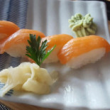 Coreano E Sushi Muzi Nourriture