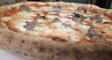 Pizzeria Don Chisciotte food