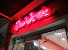 Pizza Good inside