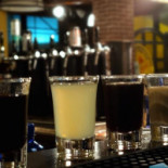 Beer House Irish Pub Arcade Boisson