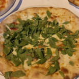 51b Due Torri. Pizzeria Dal 1980 food
