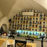 Chicco E Rosa inside