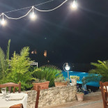 Agriturismo E B&b Le Rocce Exterior