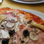 La Piazza Nourriture