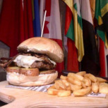 Maco's Pub Comida