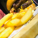 Maco's Pub Comida