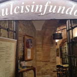 Dulcisinfundo Exterior
