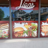 Lion's Pizza Extérieur