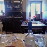 Vino E Cucina inside