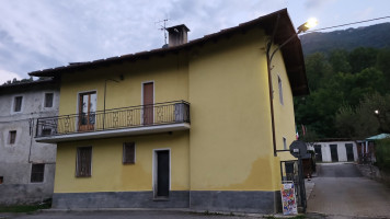 La Randoulina outside