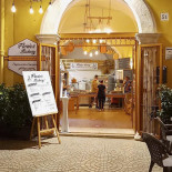 Florio's Bakery Extérieur