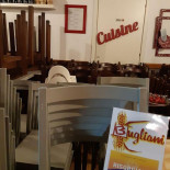 Bugliani À l'intérieur