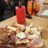 Antico Forno Pasticceria Urbinati Di Santarcangelo Nourriture