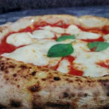 Pizz E Cor food