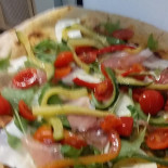 Pizz E Cor food