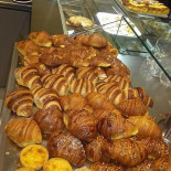 Cafè Chapeau food