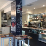 Cafè Chapeau inside