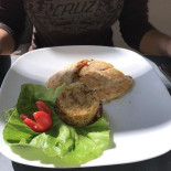 Cafè Chapeau food