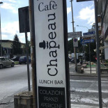 Cafè Chapeau outside