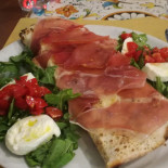 Il Crostino food