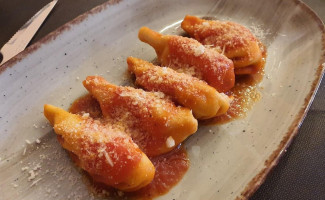 Tipico Trattoria Pizzeria food