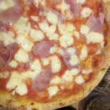 Via Caracciolo Nourriture
