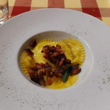 Al Pertegà Nourriture