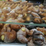 Pregiata Forneria Albanesi food