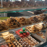 Pregiata Forneria Albanesi food
